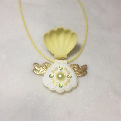 Grâce à quoi les amies peuvent-elles se transformer ?