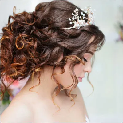 Quelle coiffure de fille aimes-tu le plus ?