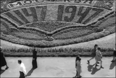 Présents dans toutes les couches sociales de ce pays [...lequel ?...] - 1er à reconnaître officiellement l'État d'Israël - c'est la plus importante communauté juive au monde.