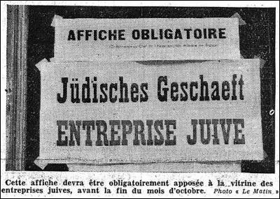 1940 > L'horreur se propage au pays que nombre de Juifs - même étrangers - pensaient "sûr". Ils furent consternés par les ''lois juives'' promulguées dans la zone non occupée de [...quel pays et gouvernement ?...]