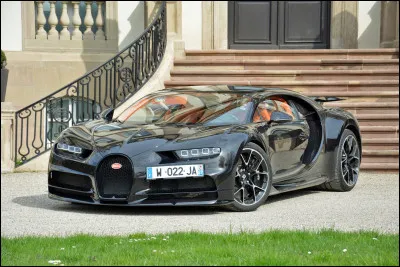 Comment s'appelle cette voiture ?