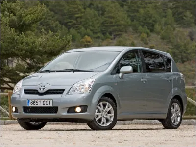 Comment s'appelle cette voiture ?