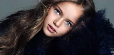 Une jeune fille très belle s'approche de toi et te répond : "Je m'appelle Béatrix. Tu es dans l'école du Bien et navrée de te l'apprendre mais tu ne peux pas rentrer chez toi.''