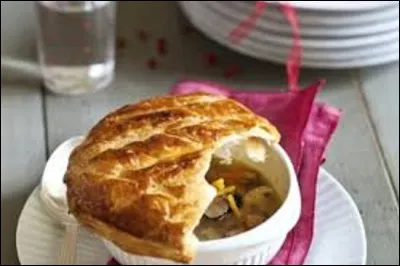 Spécialité culinaire inventée en 1975 par Paul Bocuse, la soupe VGE fut dédiée au président de la République Valérie Giscard d'Estaing alors en poste. Avec quel champignon est-elle composée ?