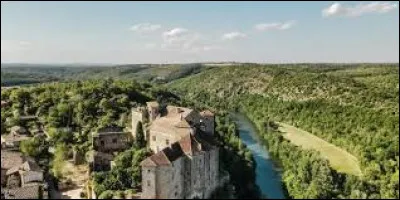 Quel est ce village perché sur une butte dominant le confluent de l'Aveyron et de la Vère ?