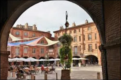 Combien d'habitants le département du Tarn-et-Garonne compte-t-il ?