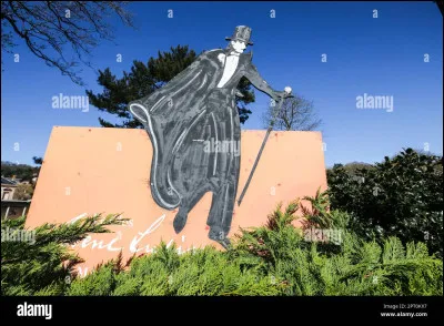 Je suis le héros d'une série de romans écrits par Maurice Leblanc. Comment me prénomme-t-on ?