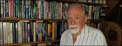 Qui est l'auteur du roman ''Les Ailes de la nuit'' ?