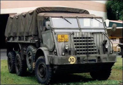 Lequel de ces mots est un instrument de musique des Indes ?