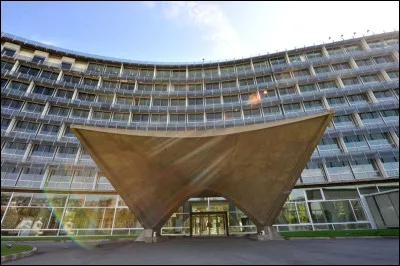 Géographie : 
Quelle ville abrite le siège de l'UNESCO ?