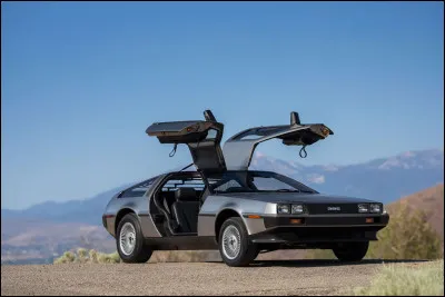 Quelle est cette marque de voitures ?