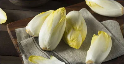 Il y a à manger quelque chose que tu détestes. Que fais-tu ?