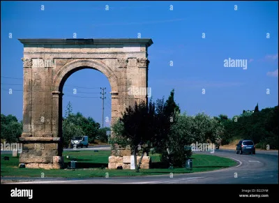 À l'époque romaine, dans quel pays la Via Augusta était-elle située ?