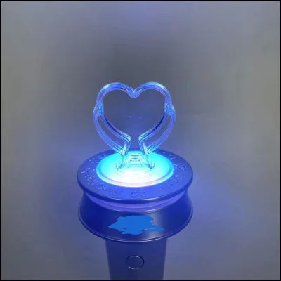 À quel groupe appartient ce lightstick ?