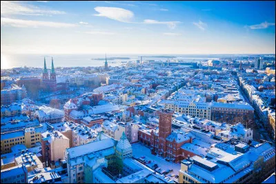 Passons un peu plus dur : quelle est la capitale de la Finlande ?