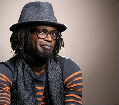 Qui est ce chanteur, interprète du titre ''Mon trésor'' ?