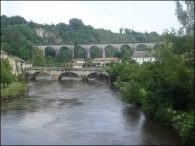Le viaduc de Saint Léonard de Noblat, long de 480 mètres pour 22 arches et haut de 21 m, a été construit en 1883 : dans quelle vallée sommes-nous ?