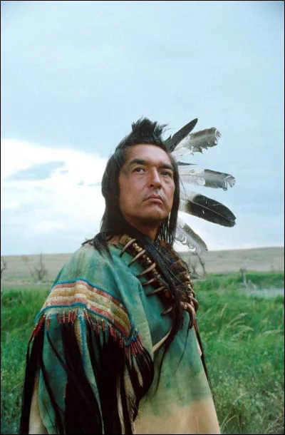 Ce jour-là, il fait surtout connaissance avec :