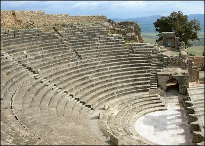 S'élève avec des sardines, c'est le...
