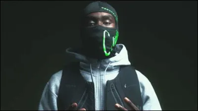 À quel âge Kerchak commença sérieusement le rap, sous le nom de Zolal ?