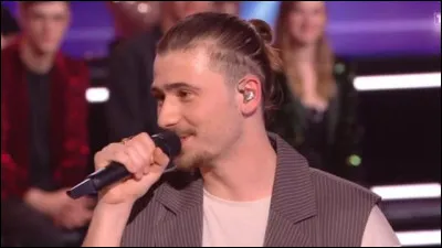 Quelle chanson Pierre a-t-il interprétée en duo avec Mika durant le medley avec lui ?