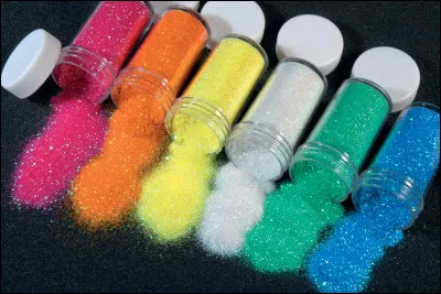 Aimes-tu tout ce qui est brillant ?