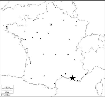 Démarrons avec la France et les trois plus grandes villes françaises durant les premières questions. 
Quelle ville est indiquée par l'étoile noire ?