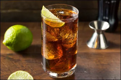 Quel est l'autre nom du ''rhum-Coca'' ?