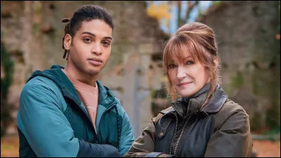 Quelle est cette série policière irlandaise avec Jane Seymour dans le rôle principal ?