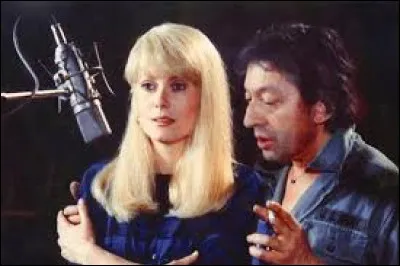 Qui chante "Dieu est un fumeur de havanes" en duo avec Serge Gainsbourg en 1980 ?