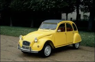 Ce 11 juillet, débute, dans l'usine de Levallois, la construction de la célèbre Citroën 2 CV, dite ''Deudeuche''. Avant ou après 1955 ?