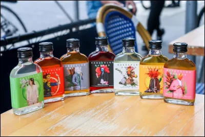 Comment sappelle son assistant ?