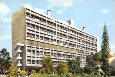 Qui est le l'architecte qui a conçu ''La Cité radieuse de Marseille'' ?