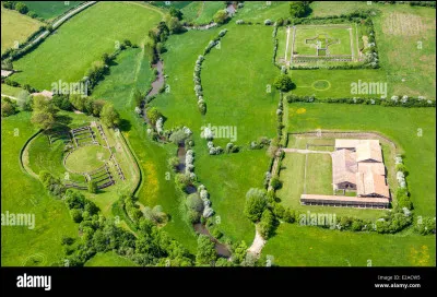Où se trouve le site gallo-romain très bien conservé à la limite de la Vienne et des Deux-Sèvres ?
