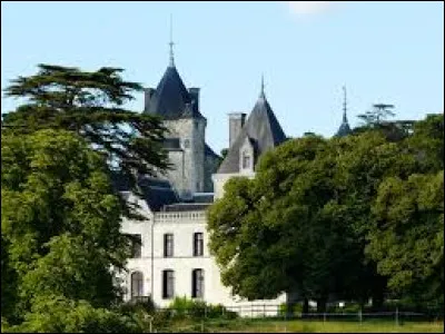 Je vous propose de partir en Nouvelle-Aquitaine, à la découverte du château de Ternay. Village de l'arrondissement de Châtellerault, il se situe dans le département ...