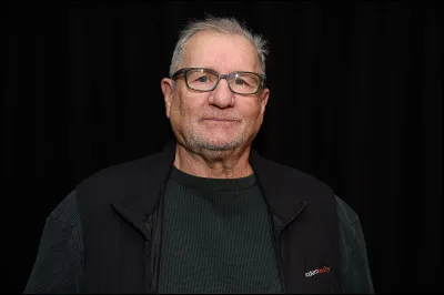 Qui interprète le rôle de Jay ?