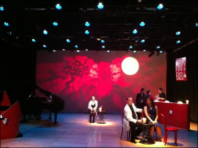 Quel chanteur a remporté douze Victoires de la musique ?