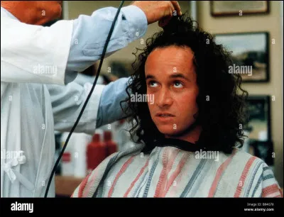 À quel groupe doit-on la chanson "In the army now" ?