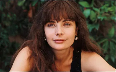 Qui est cette actrice qui joue un des premiers rôles dans le film ''Cible émouvante'' ?