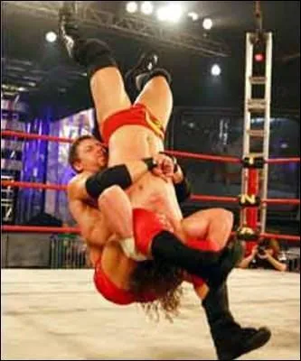 Quelle est cette technique sachant que l'excuteur vient de passer par-dessus son adversaire ?