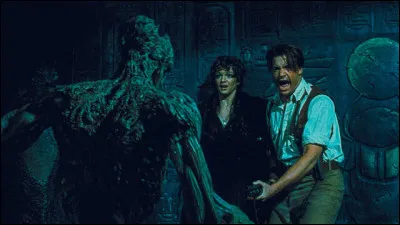 Un peu h&acirc;tif en fouillant votre derni&egrave;re s&eacute;pulture, vous avez malencontreusement &eacute;veill&eacute; une momie qui a jur&eacute; de se venger !Que faites-vous ?