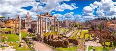 "Malbrough s'en va-t-en guerre
Mironton, mironton, mirontaine
Malbrough s'en va-t-en guerre
Ne sait quand reviendra.
Ne sait quand reviendra...
...Alors autour de sa tombe
Mironton, mironton, mirontaine
Alors autour de sa tombe
----- l'on planta
----- l'on planta..."

Qu'a-t-on planté ?