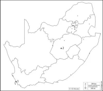 Terminons notre virée en Afrique avec l'Afrique du Sud.
Ce pays a la particularité de posséder trois capitales toutes trois désignées par un numéro sur cette carte.
Mais lequel de ces numéros désigne Bloemfontein ?
