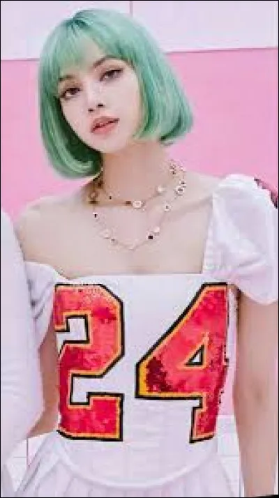 Si tu devais choisir une robe, ce serait :