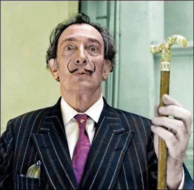 À quel mouvement artistique appartient Salvador Dalí ?
