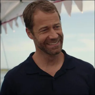 Quel est le nom de cet homme ?