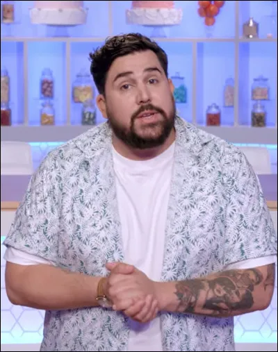 Qui a réalisé le film ''Un p'tit truc en plus'', sorti récemment ?