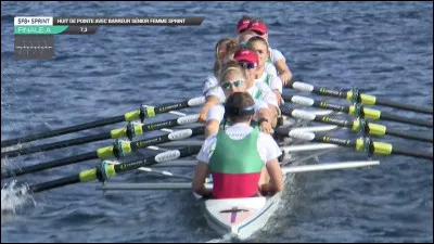 Dans un "huit" à l'aviron, il y a huit personnes à bord.