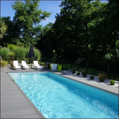 As-tu une piscine chez toi ?