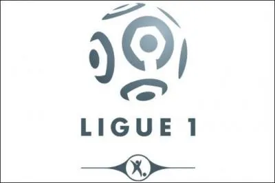 Au terme de la 3me journe, quelle quipe se retrouve en tte avec 3 victoires en 3 matchs ?